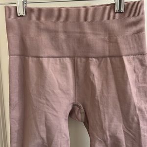 Lululemon ebb to street crop leggings